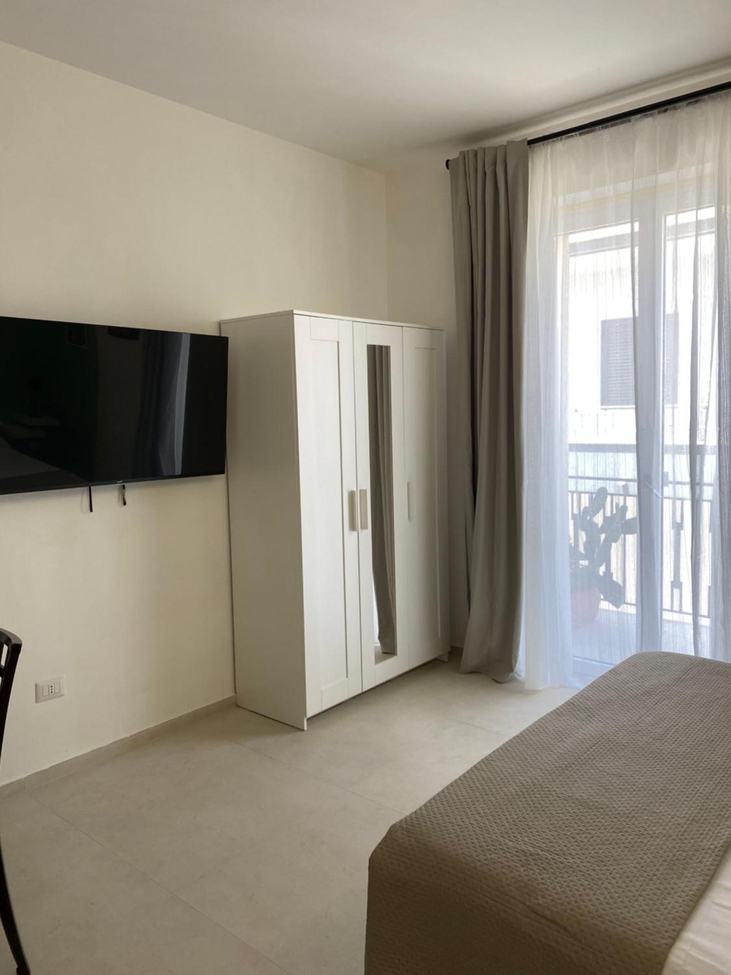 Le Buguse Suite Apartment Lecce Zewnętrze zdjęcie