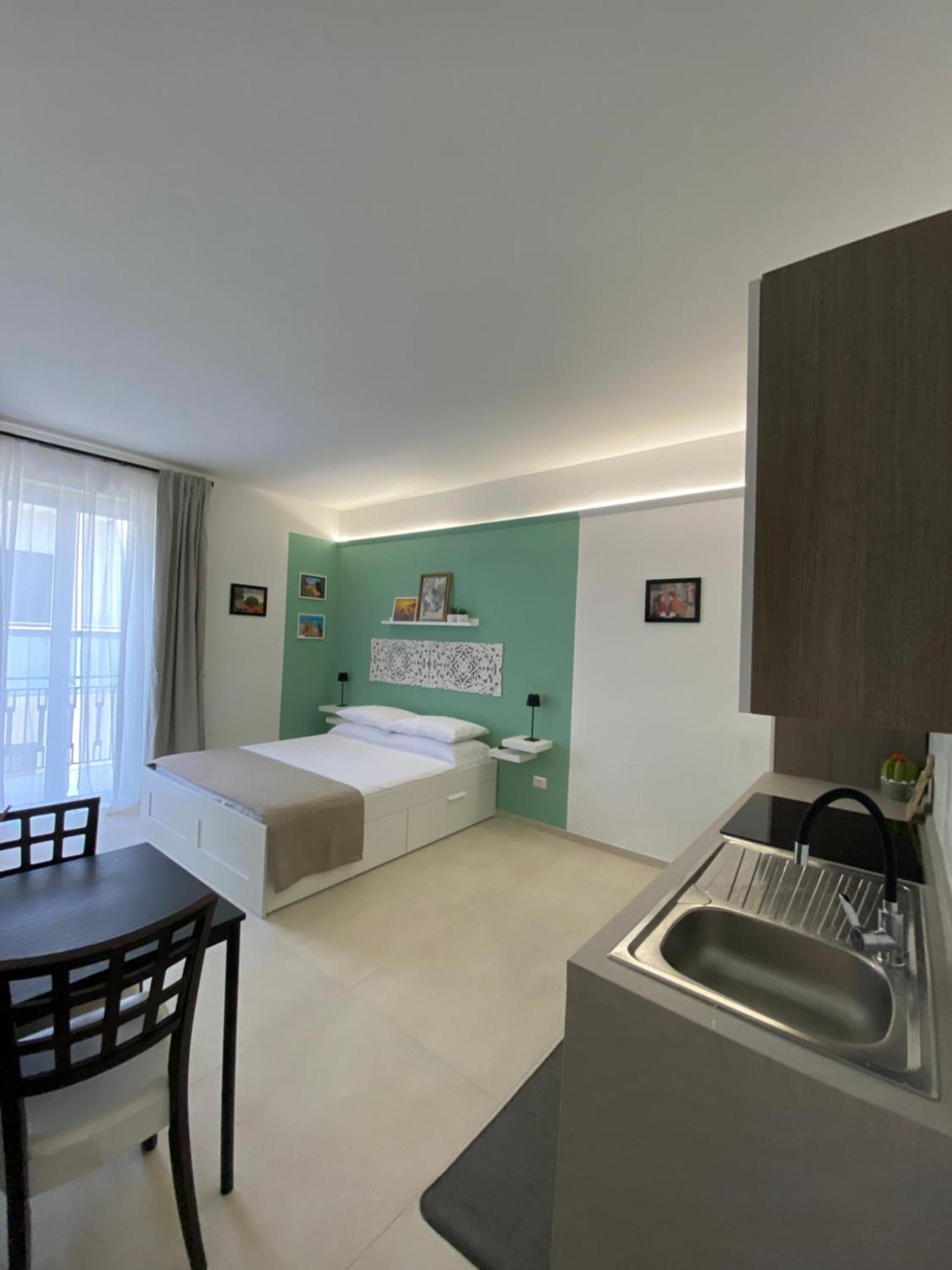 Le Buguse Suite Apartment Lecce Zewnętrze zdjęcie