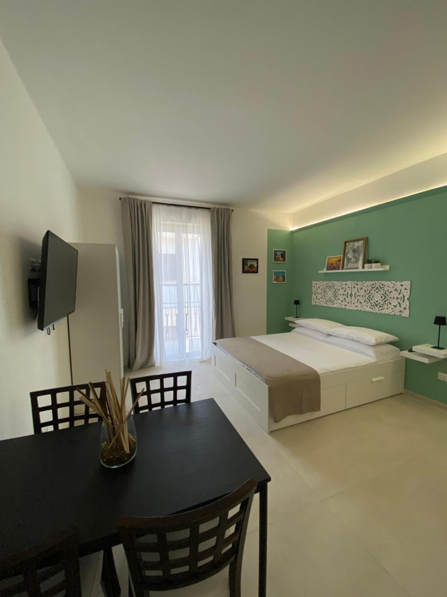 Le Buguse Suite Apartment Lecce Zewnętrze zdjęcie